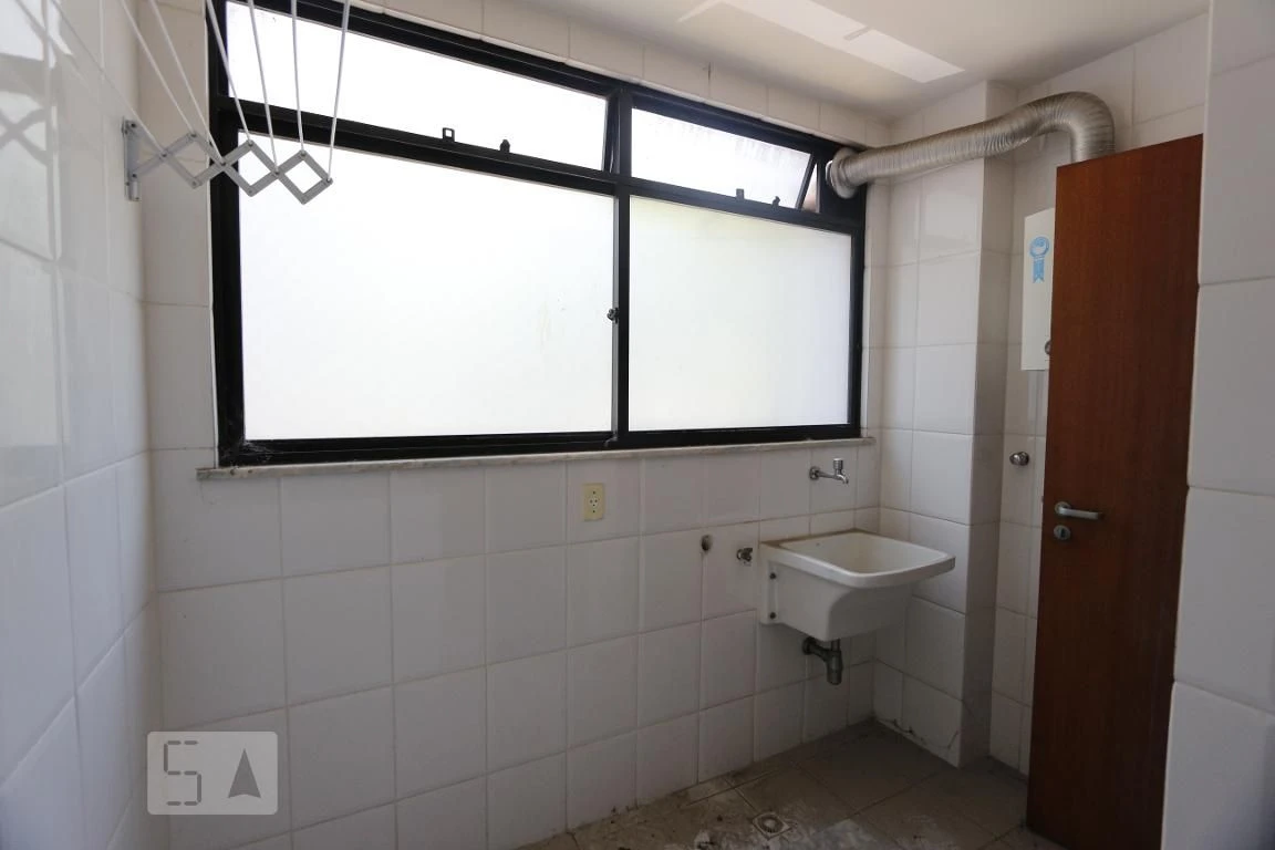 Apartment for rent with 3 bedrooms and a balcony — photo 6