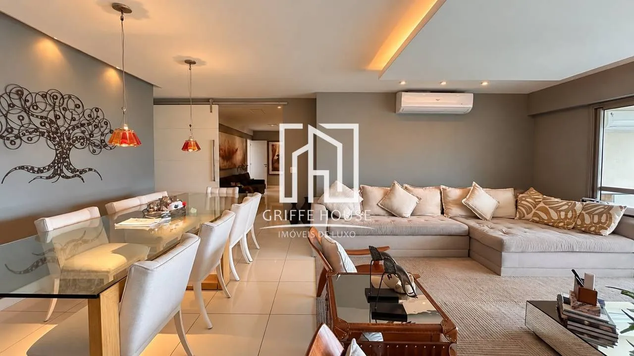 Furnished apartment, 233 m², with a bathtub — photo 20