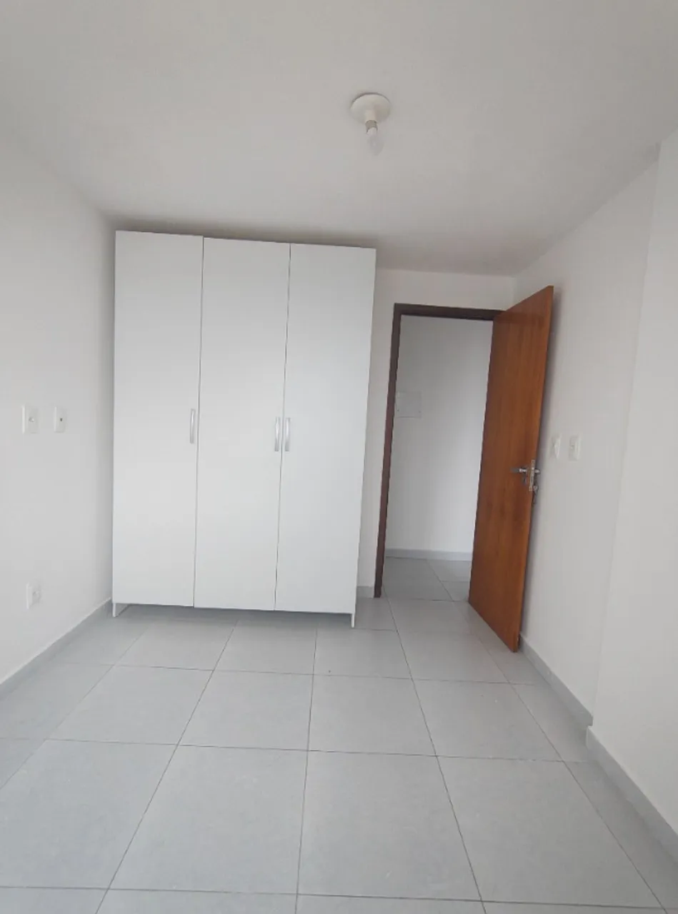 3-bedroom apartment in a building with a gym — photo 10