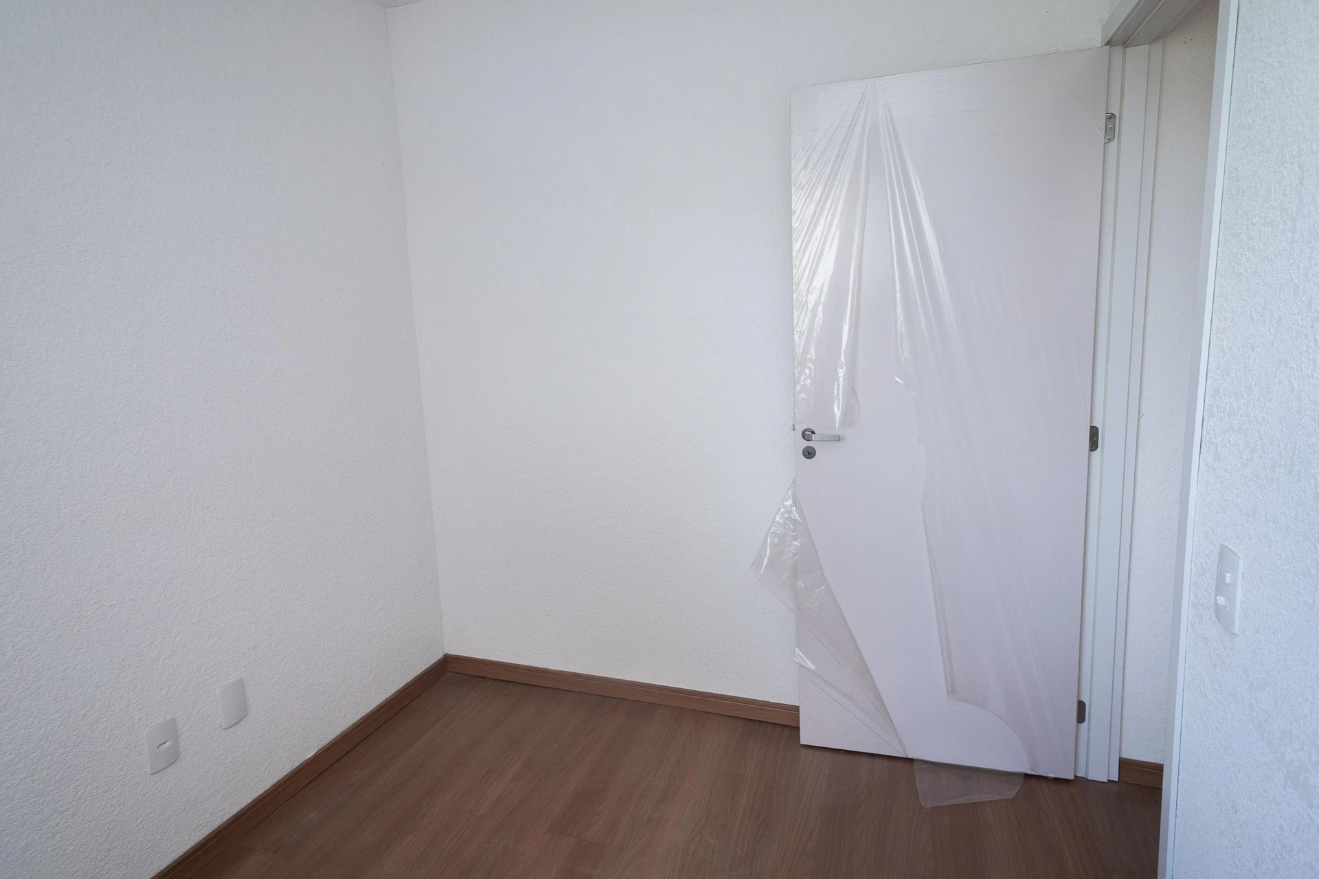 Apartamento sem mobília com 2 quartos e jardim privativo — photo 4