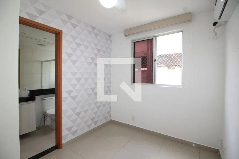 Apartamento de 2 quartos em condomínio com piscina — photo 21