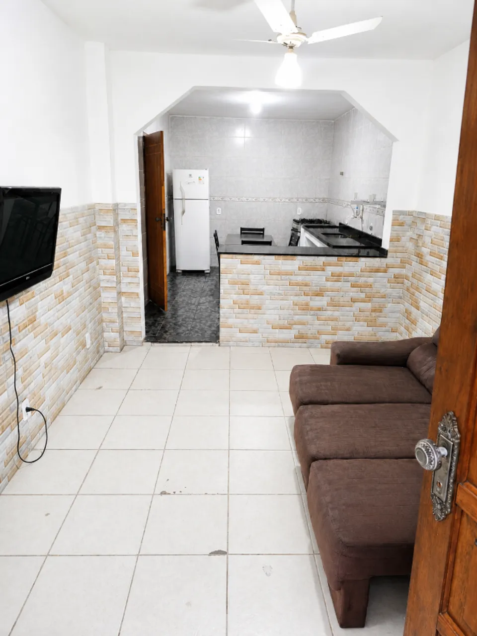 Furnished house with 1 bedroom and 1 bathroom