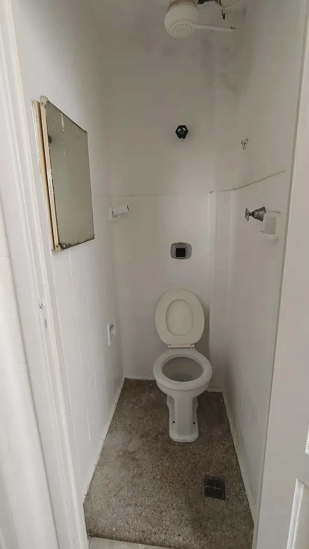 House with 7 bedrooms and 5 bathrooms with balcony BBQ — photo 12
