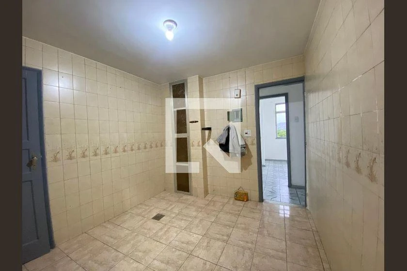 Квартира з 3 спальнями, газовою плитою та 70 м² — photo 4