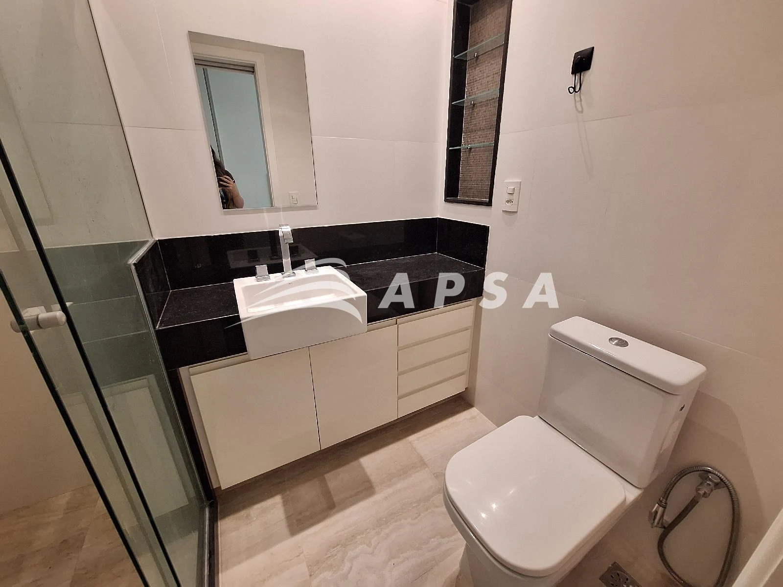 Apartment, 96 m², with a glass-enclosed balcony — photo 17