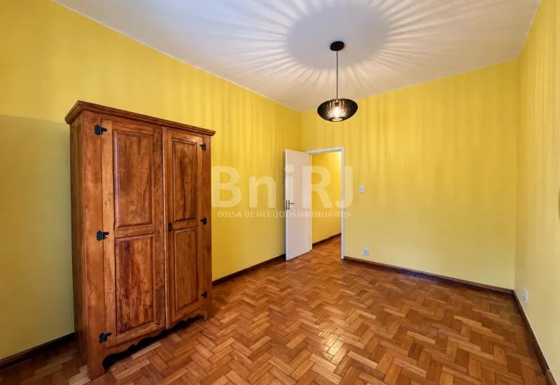 Apartment, 70 m², with wood or laminate floors — photo 15