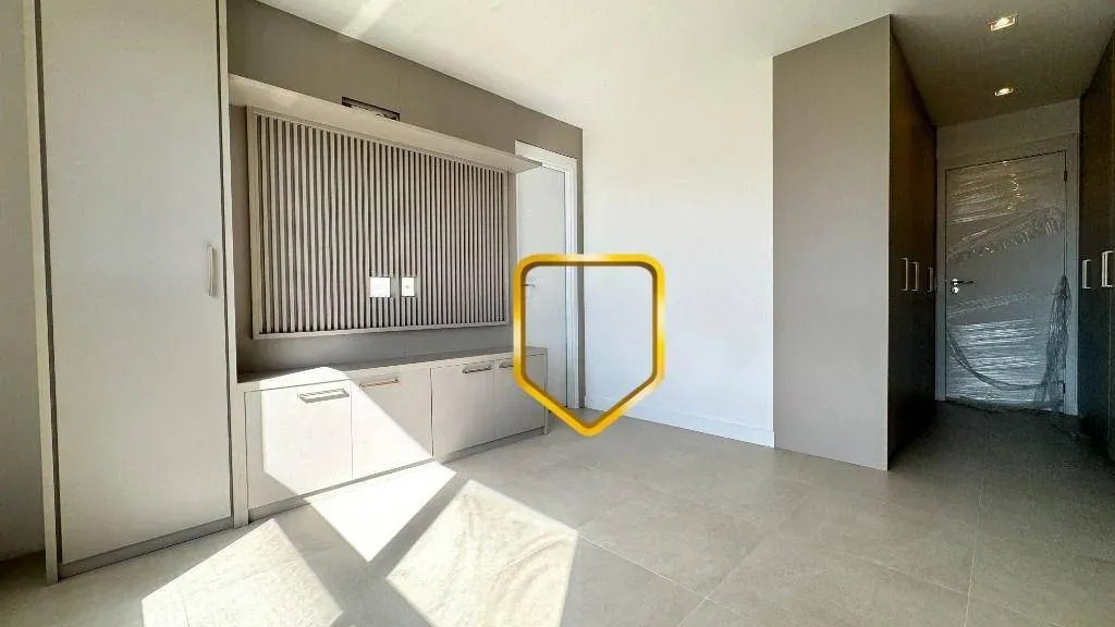 4-bedroom apartment with 156 m² and 2 en-suite baths — photo 31