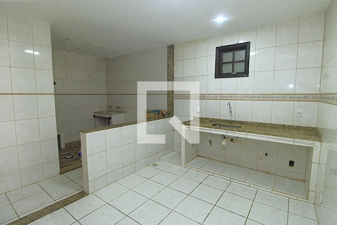 Casa de 3 quartos com banheira — photo 23