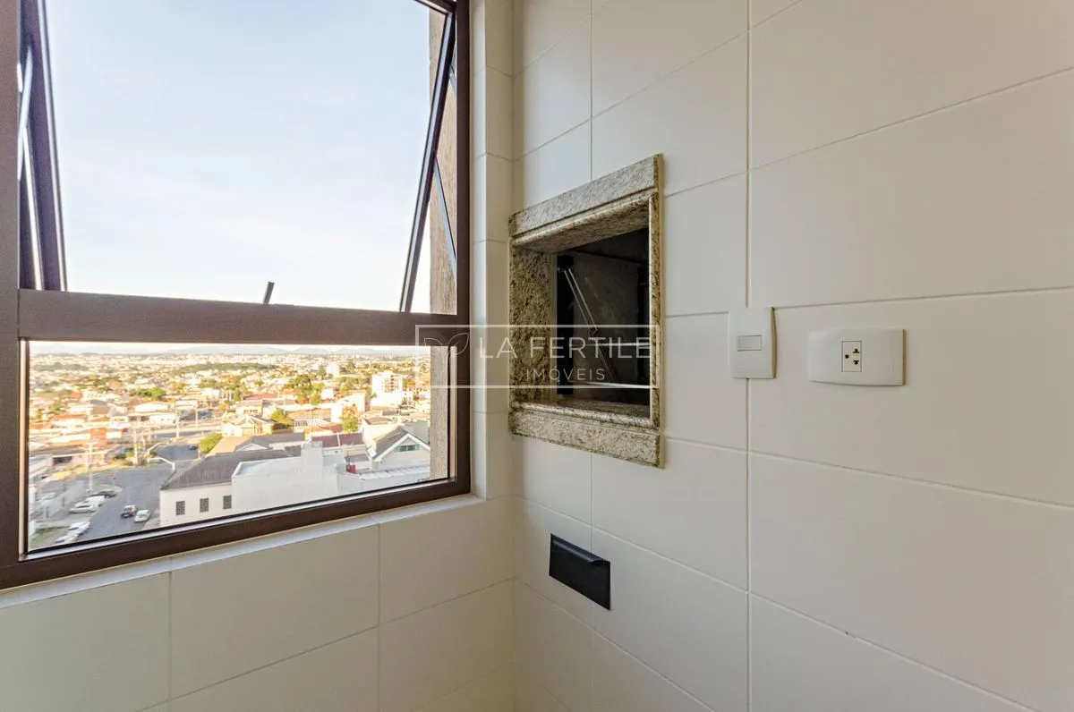 Apartamento mobiliado de 3 quartos e 3 banheiros com 149 m² — photo 47