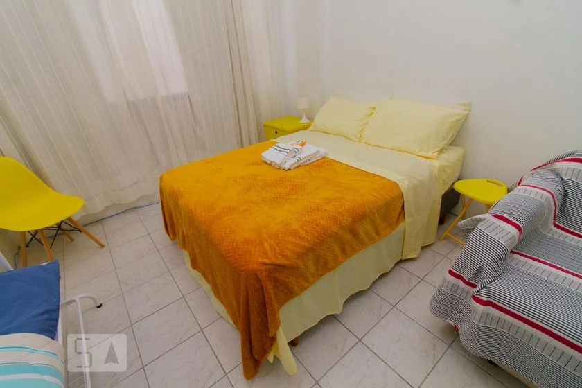Estudio sin amueblar con cocina abierta y 1 dormitorio — photo 2