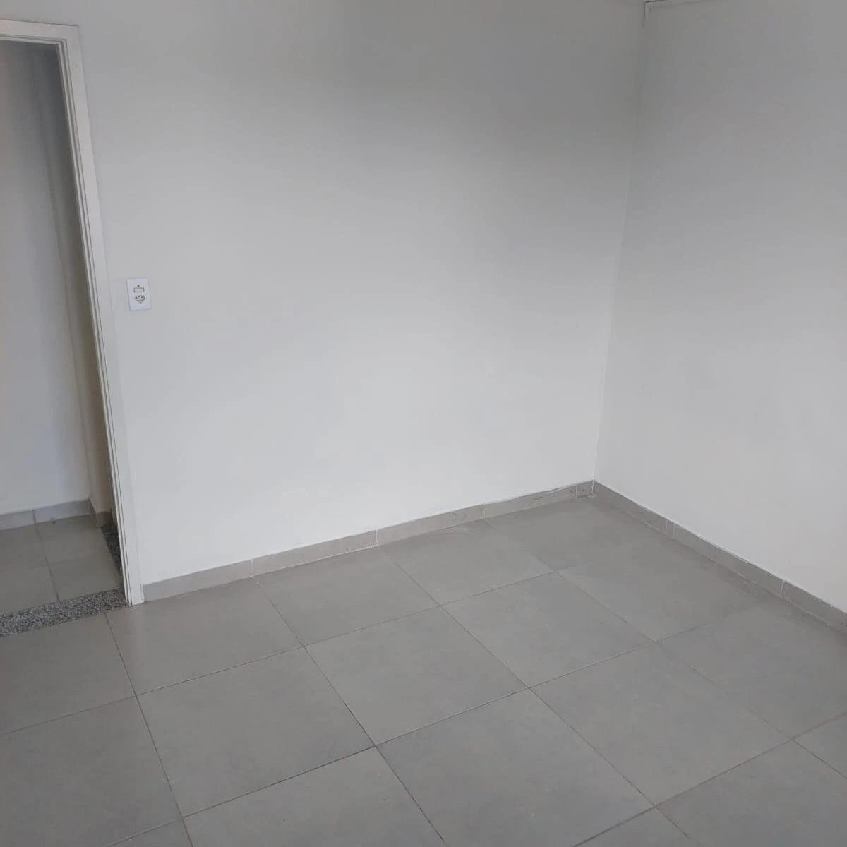Apartamento com 2 quartos e cozinha separada — photo 8