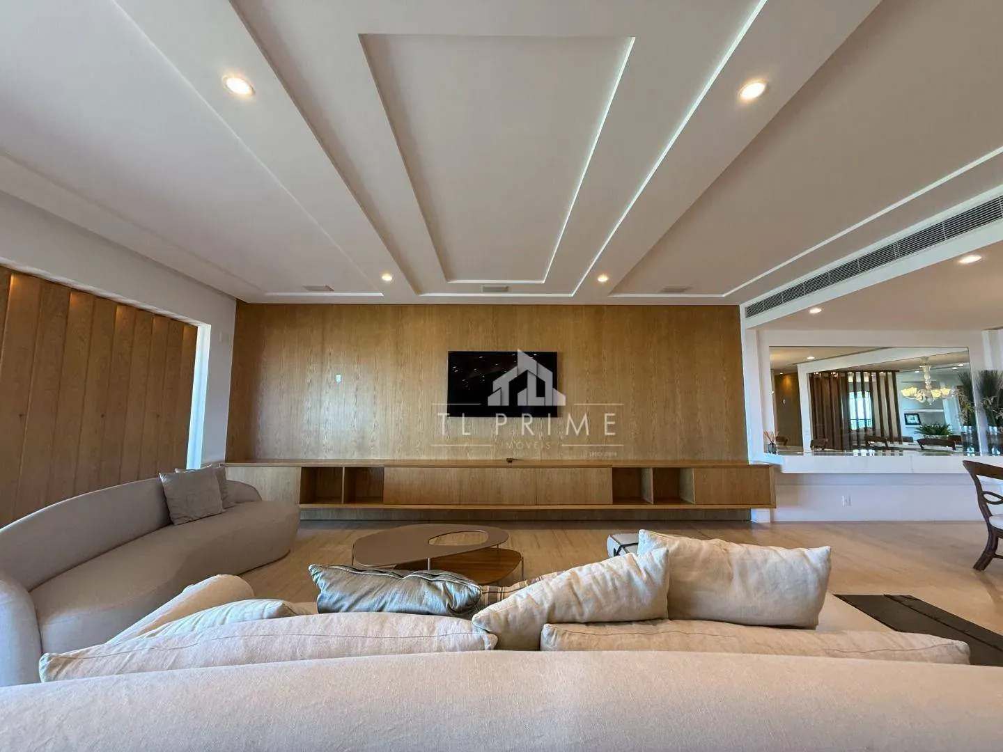 4-suite apartment with 555 m² and 5 parking spaces — photo 35