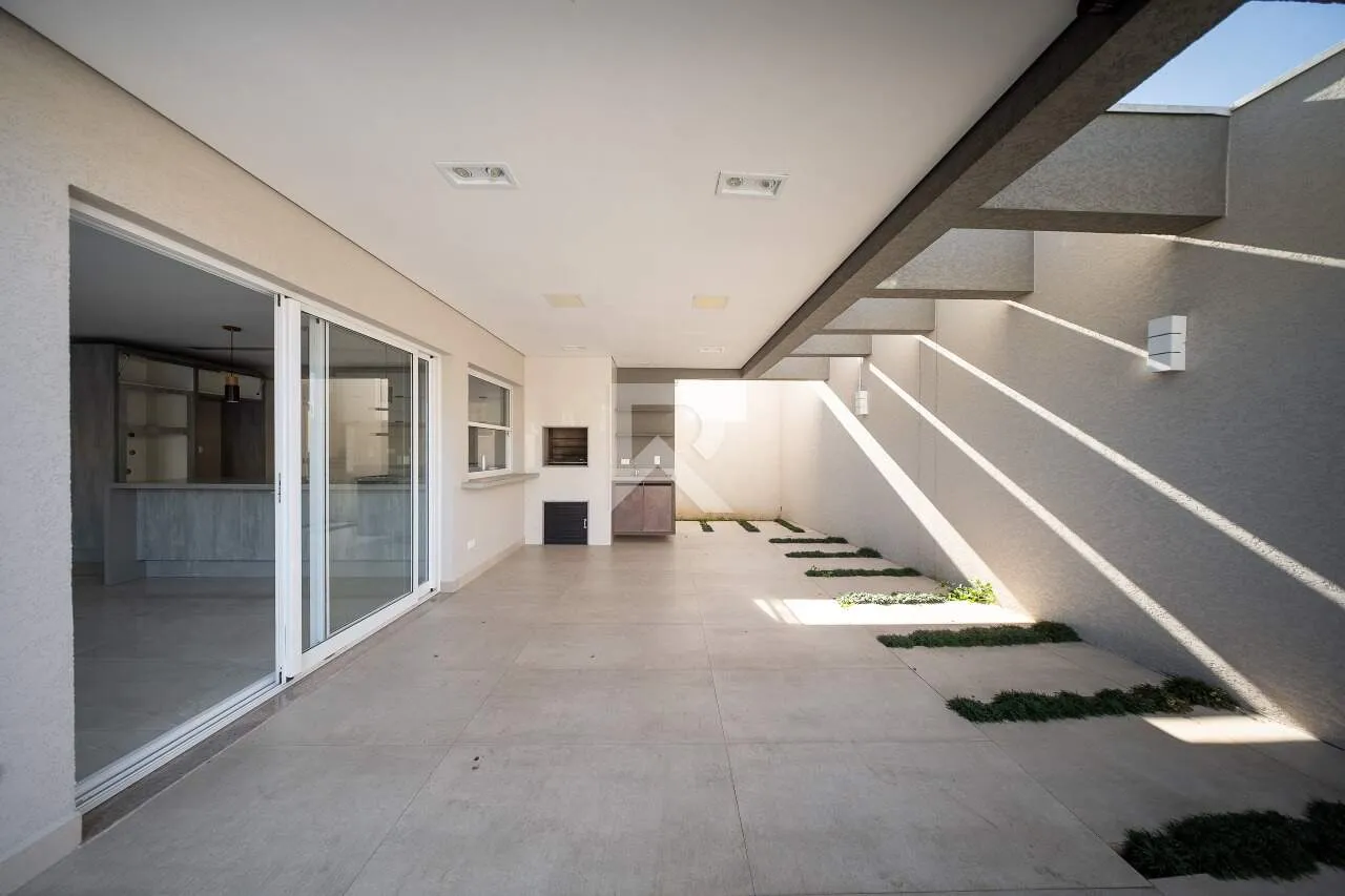 House, 441 m², with a private BBQ — photo 38