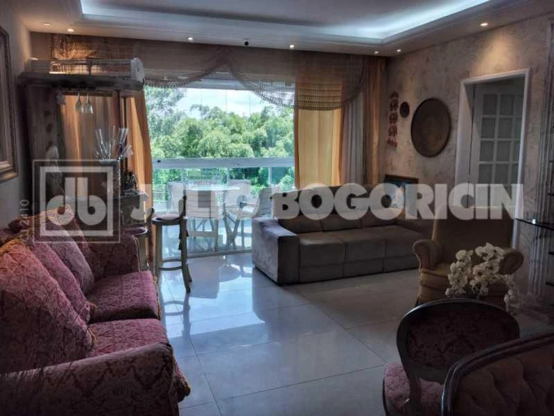 Apartamento amueblado de 4 dormitorios y 229 m² — photo 6