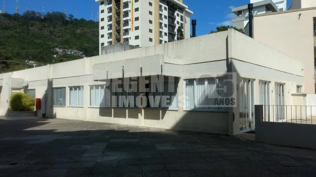 Apartment on the 4th floor with a private BBQ — photo 15