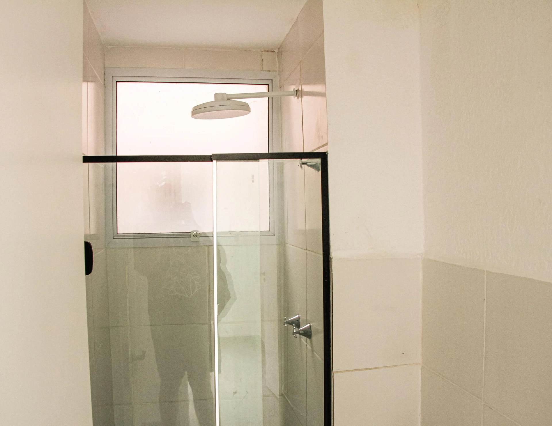 Apartamento para alugar com 2 quartos e cozinha compacta — photo 8