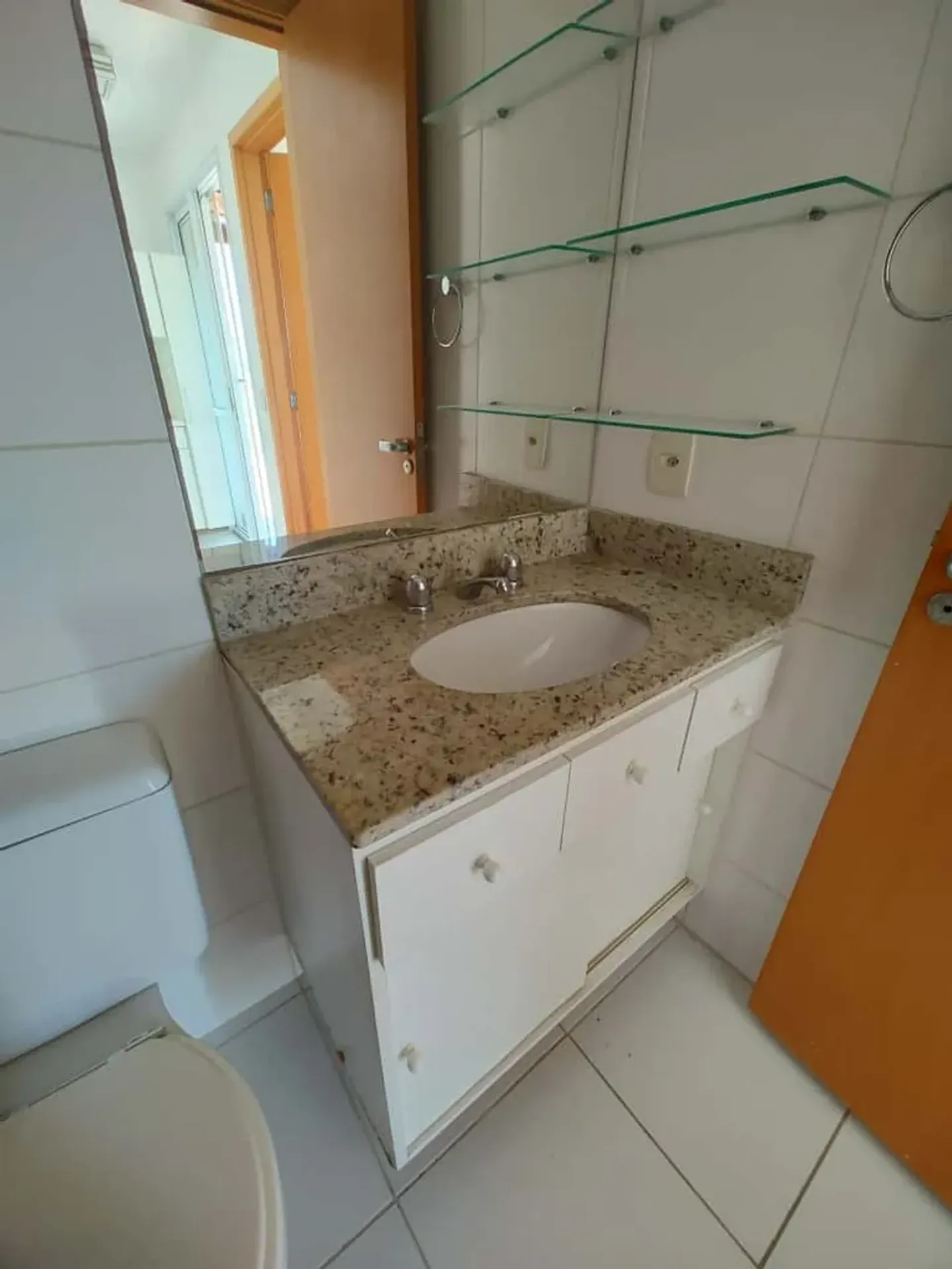Apartment with 3 bedrooms and a gas kitchen — photo 33