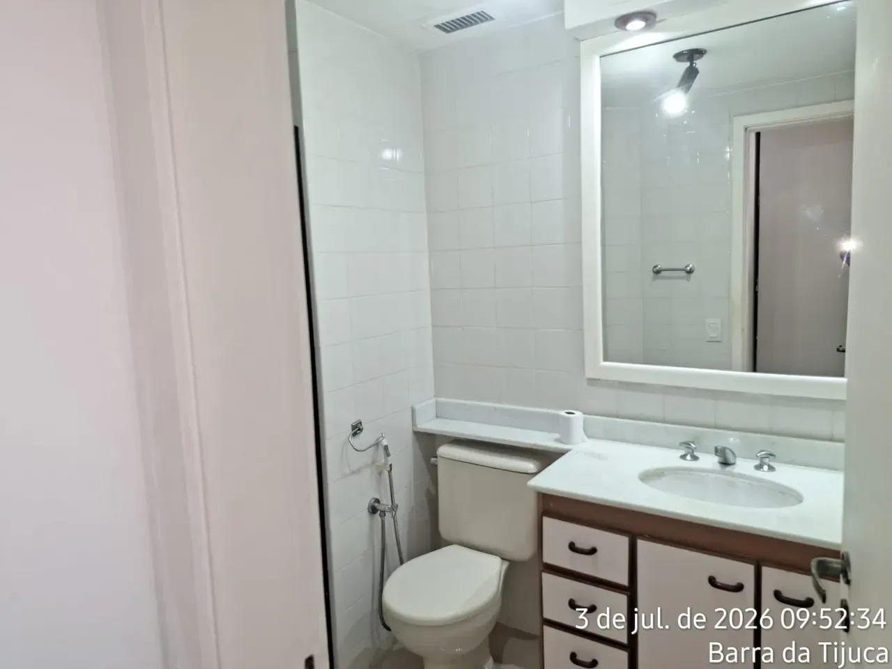 2-bedroom apartment in a building with a gym — photo 30