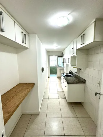 Apartamento sem mobília com 2 quartos e cozinha separada — photo 6