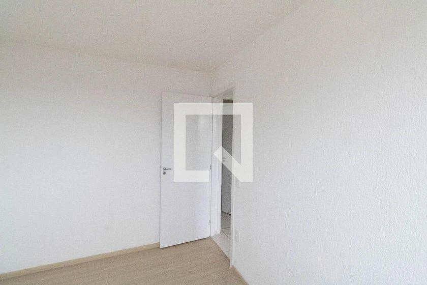 2-bedroom apartment in a building with a gym — photo 33