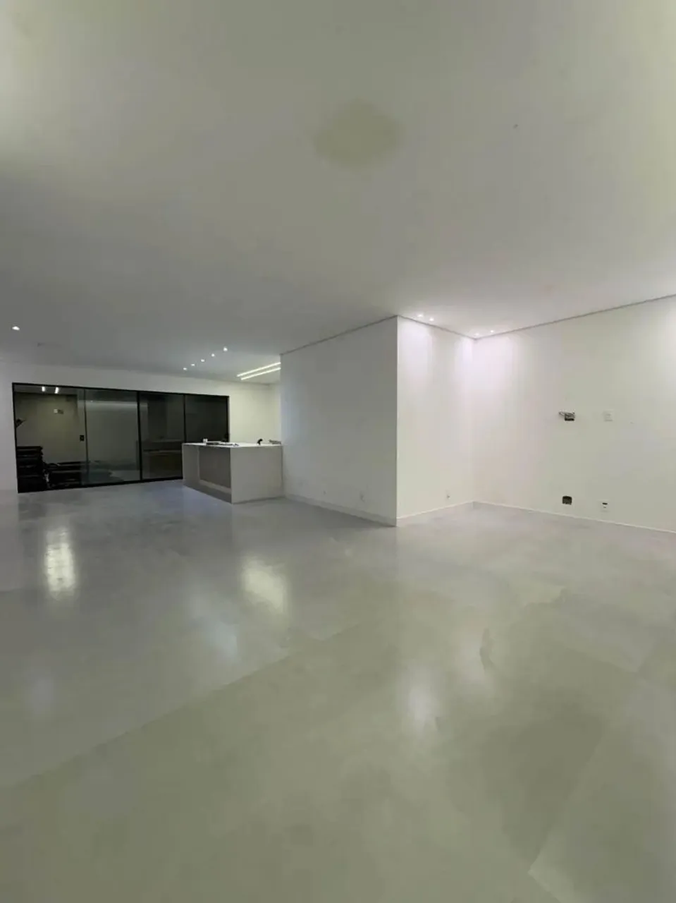 Casa com cozinha integrada e 3 quartos e 4 banheiros — photo 2
