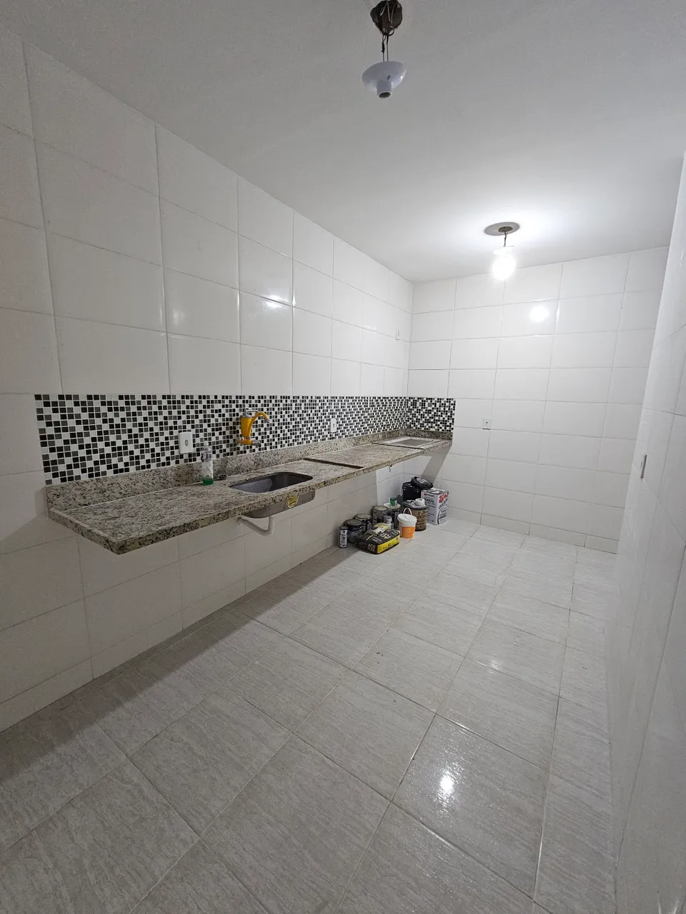 Unfurnished house with 2 bedrooms and 3 bathrooms — photo 2