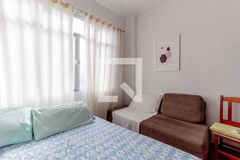 Furnished 1-bedroom apartment with no parking, 45 m² — photo 18