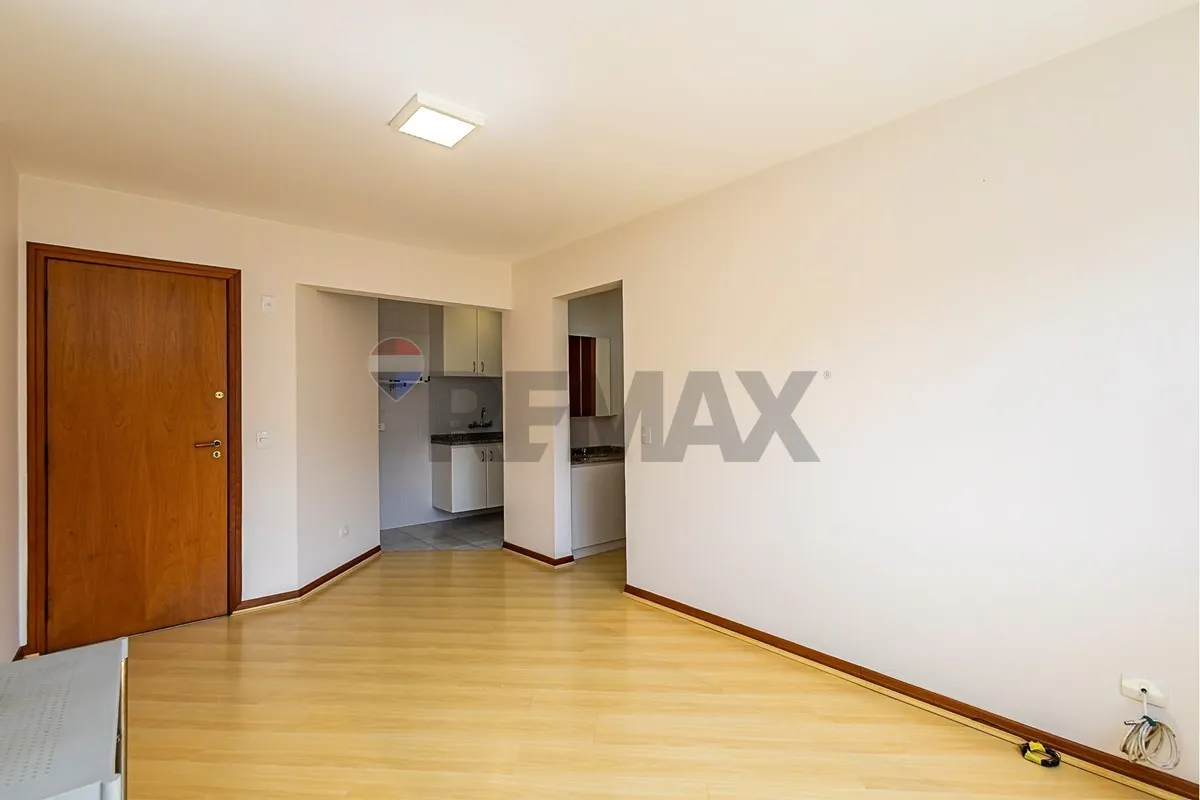 Apartment, 36 m², with wood or laminate floors