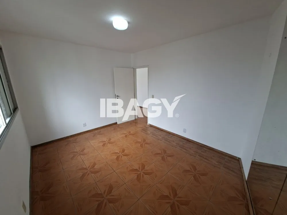 Apartamento sin amueblar con 1 dormitorio y vista a la ciudad — photo 6
