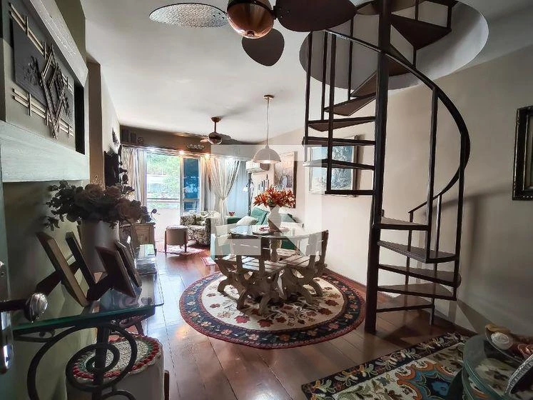 Furnished apartment, 200 m², with a home office