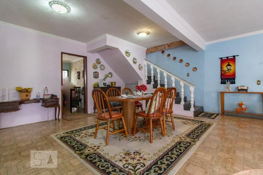 House with 4 bedrooms and 3 bathrooms, no parking — photo 6