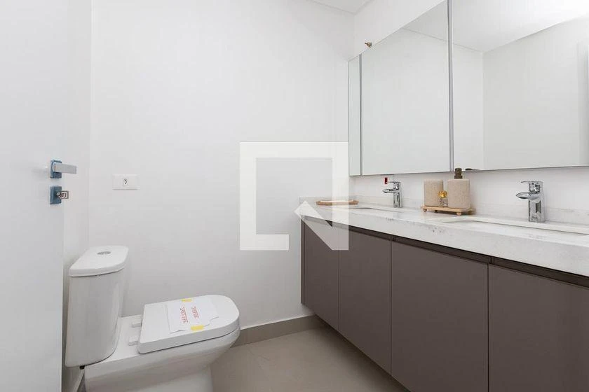 Furnished house with 3 en-suites and 2 parking spots — photo 47