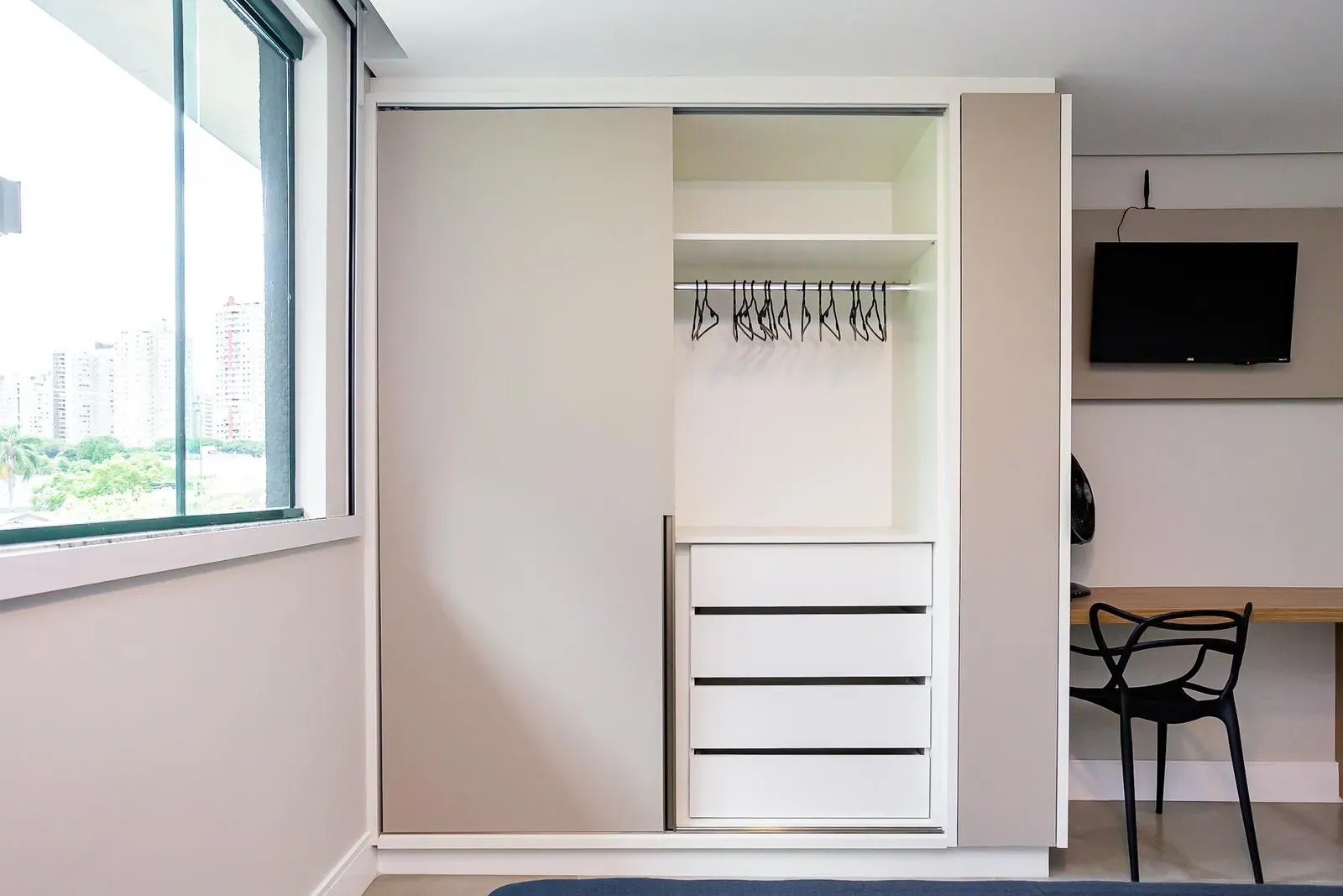 Furnished 27 m² apartment with 1 en-suite and no parking — photo 31