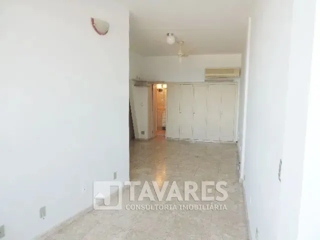 Unfurnished rental apartment with 3 bedrooms and 3 baths — photo 15