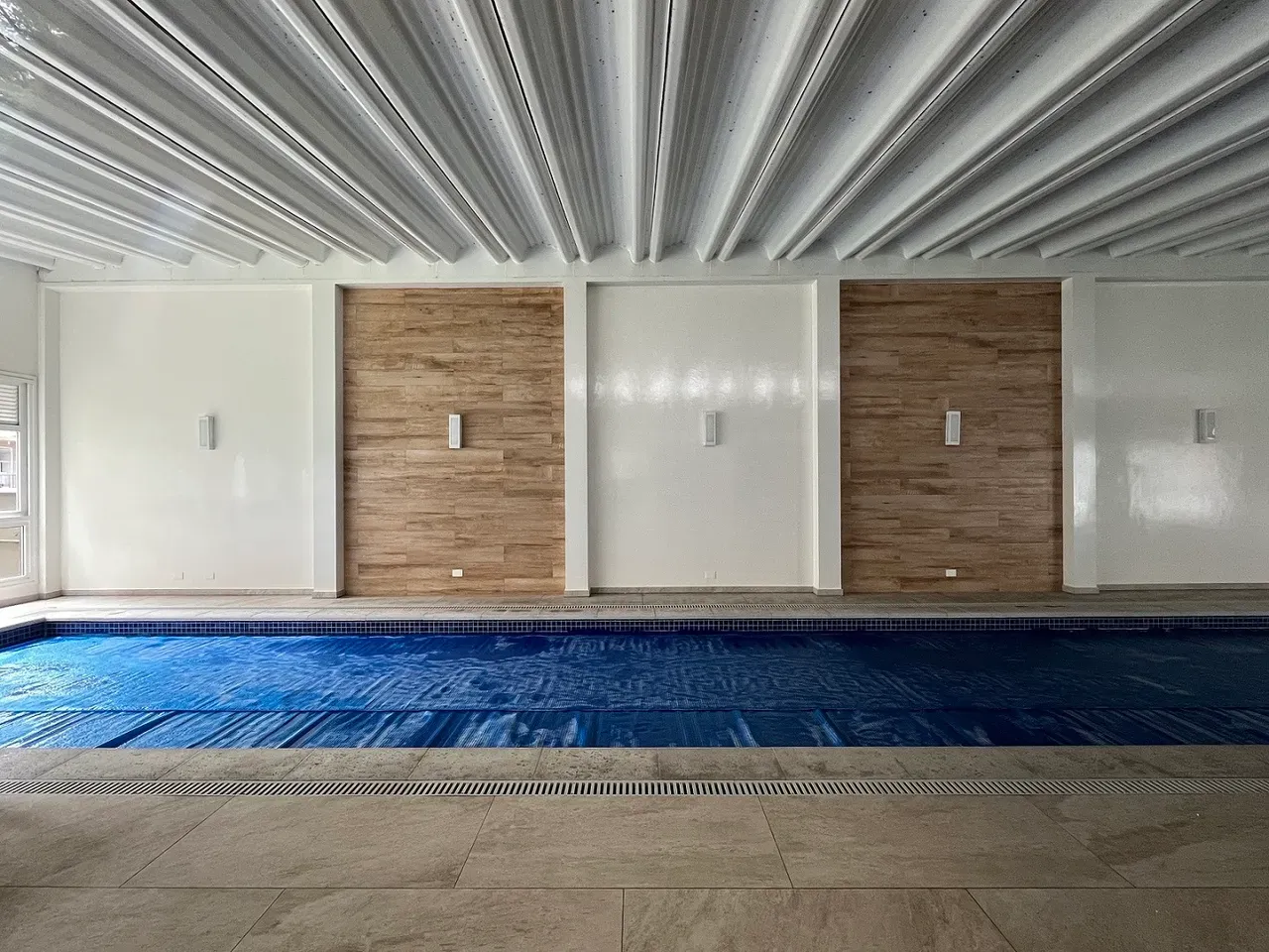 Apartment on the 7th floor with floor-to-ceiling windows — photo 6