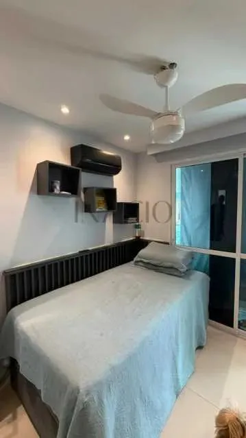 Furnished 4-bedroom apartment with enclosed balcony — photo 17