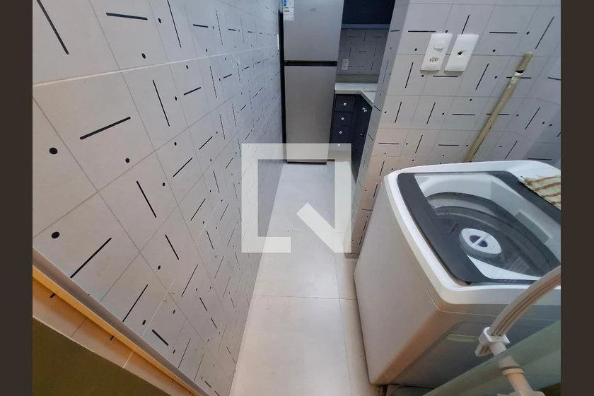 Washing machine in a one-bedroom apartment, 39 m² — photo 10