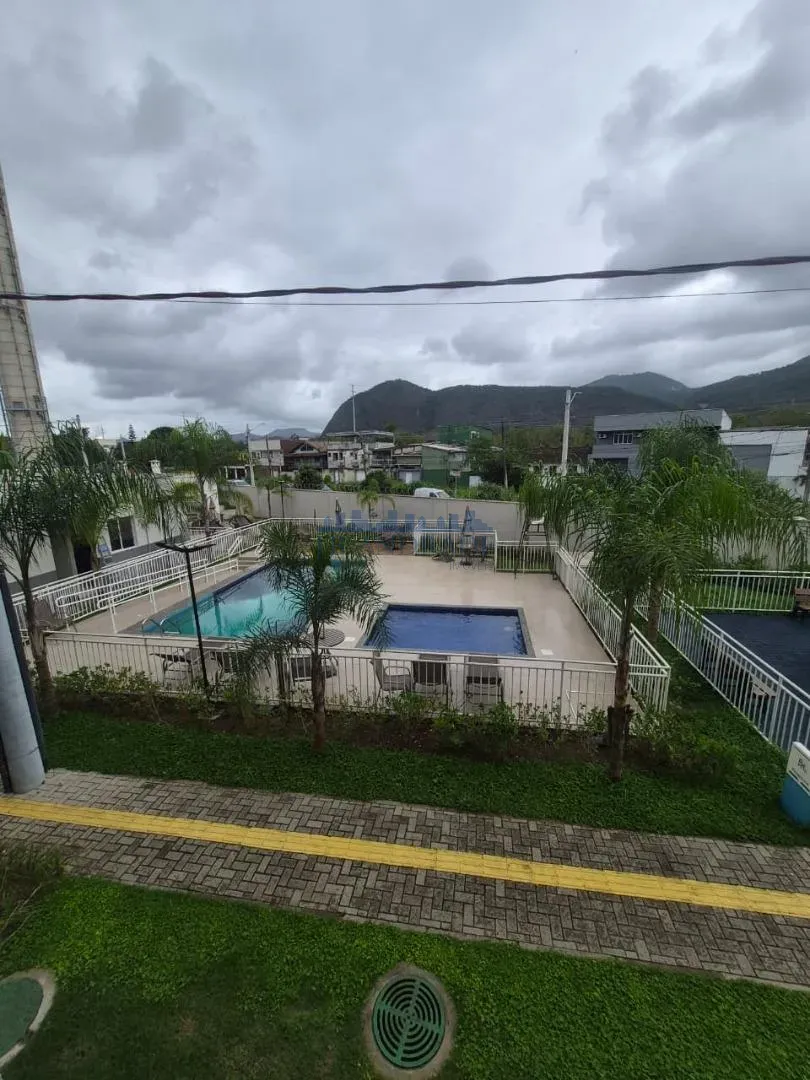 66 m² apartment with a mountain view and a home office — photo 13