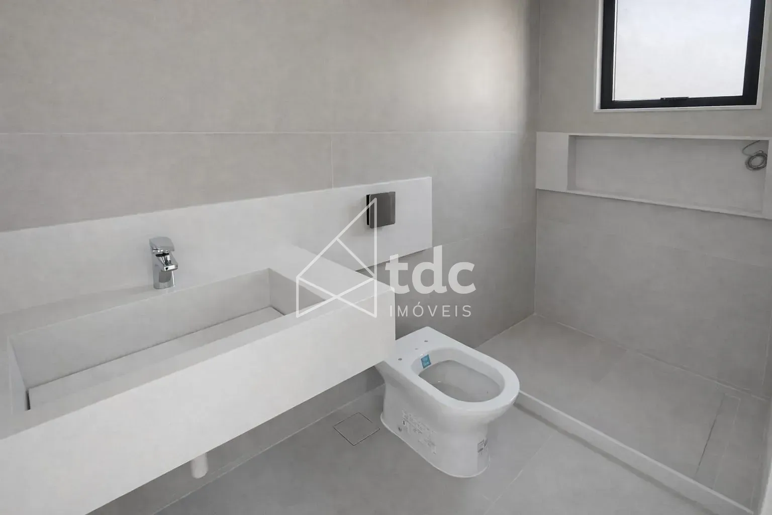 House, 510 m², with a grill on the balcony — photo 10