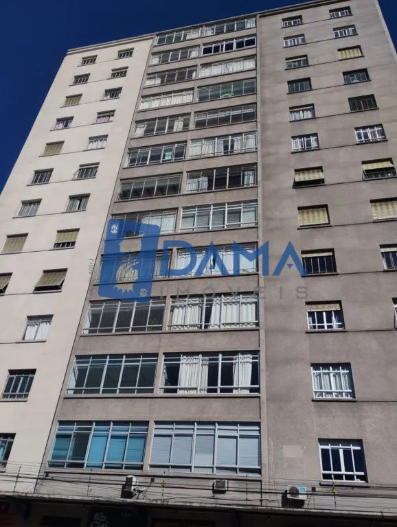 Apartamento com 3 quartos e cozinha fechada de 109 m² — photo 31