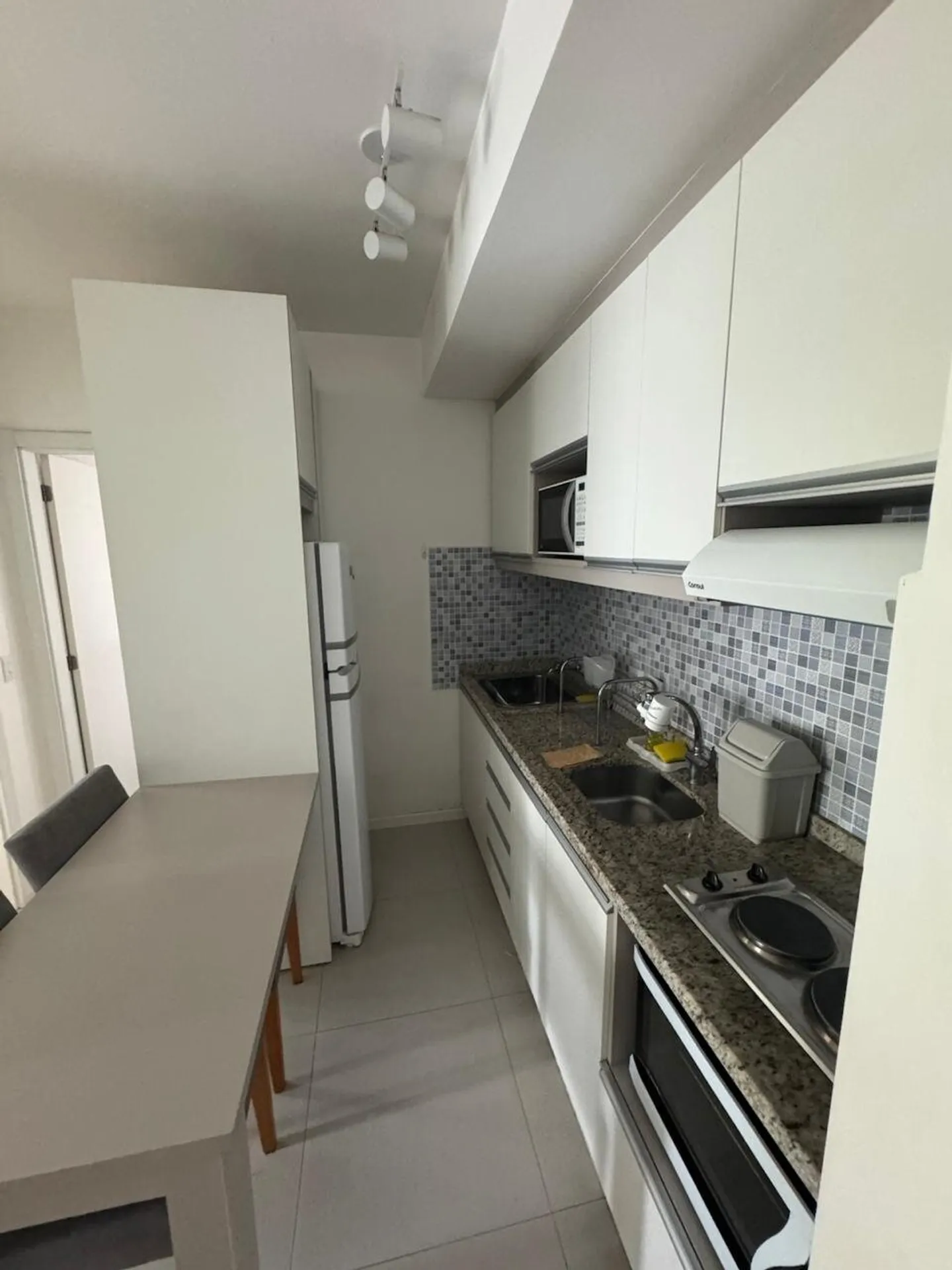 Studio mobiliado com 1 dormitório e cozinha americana — photo 46