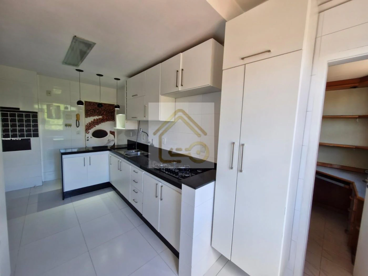 3-bedroom apartment with a home office in Rio de Janeiro — photo 11
