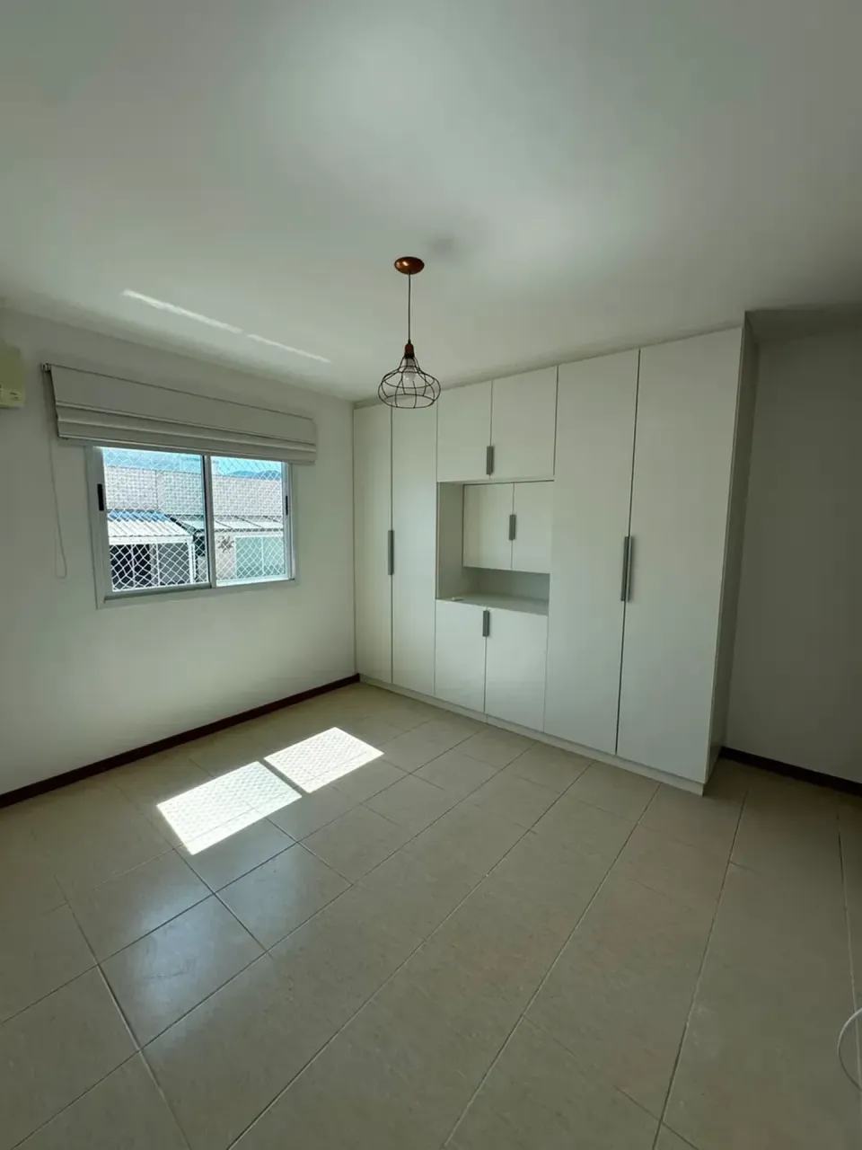 Duplex apartment 169 m² with 3 bedrooms and closed kitchen — photo 4
