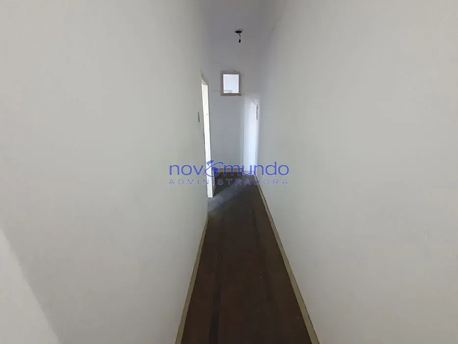 2-bedroom apartment with a balcony — photo 14