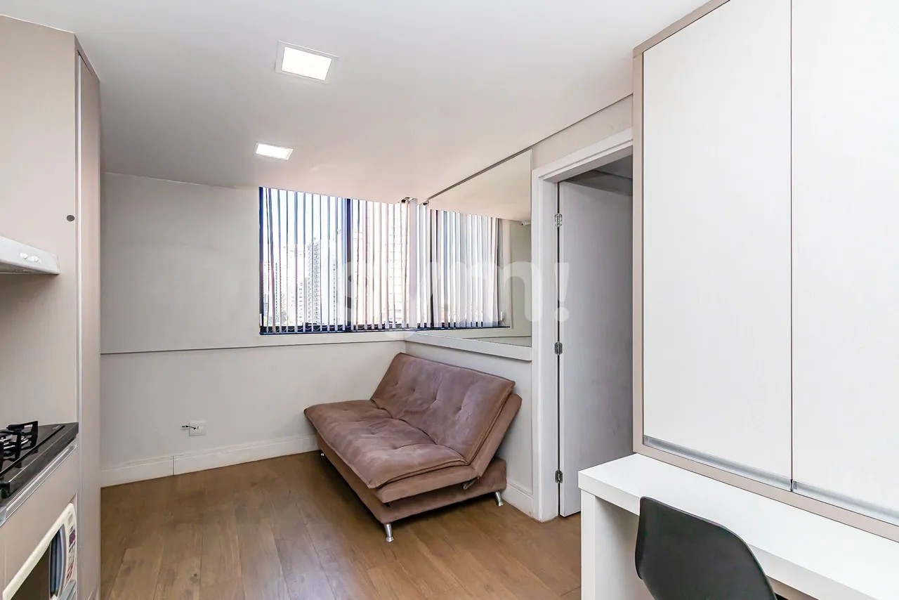 Furnished 1-bedroom apartment with open kitchen — photo 5