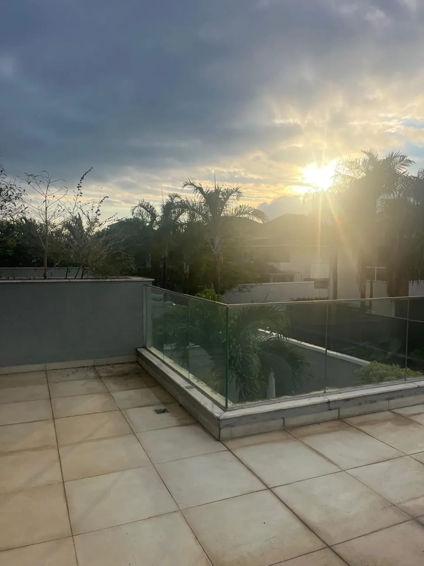 Furnished house with 5 en-suite bedrooms and 630 m² — photo 111
