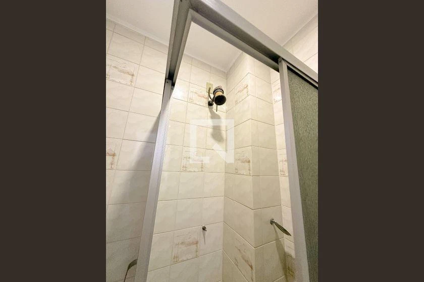 Furnished house, 250 m², with a bathtub — photo 45