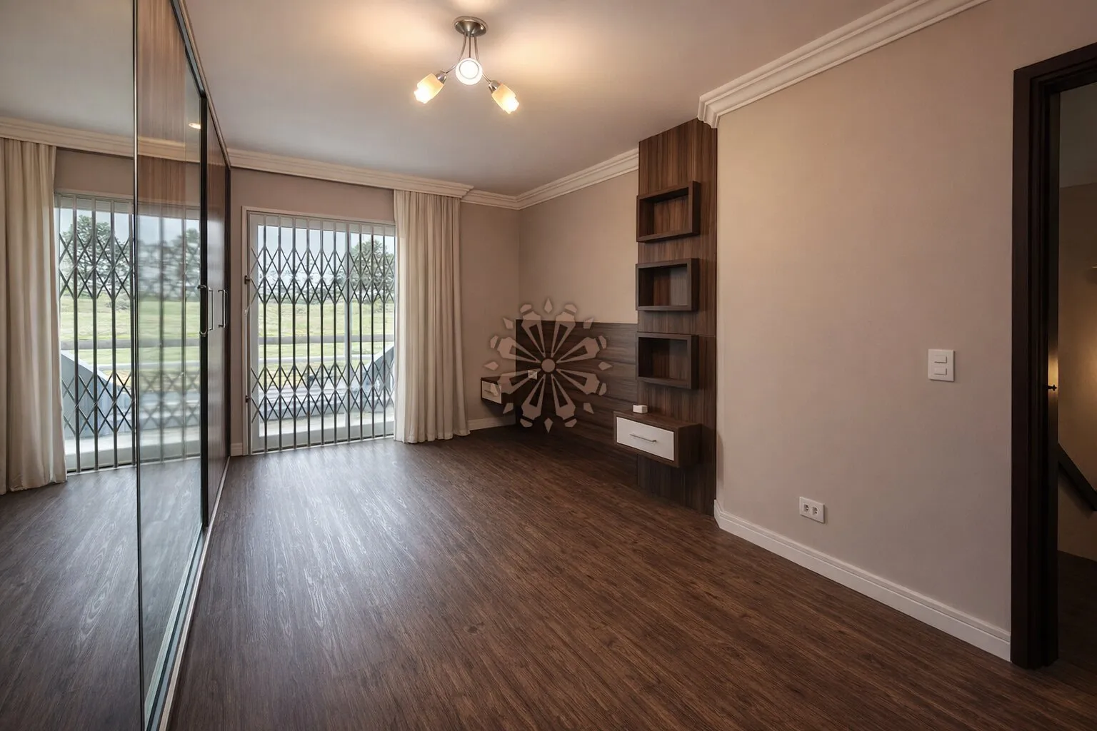3-bedroom house with a home office in Curitiba — photo 10