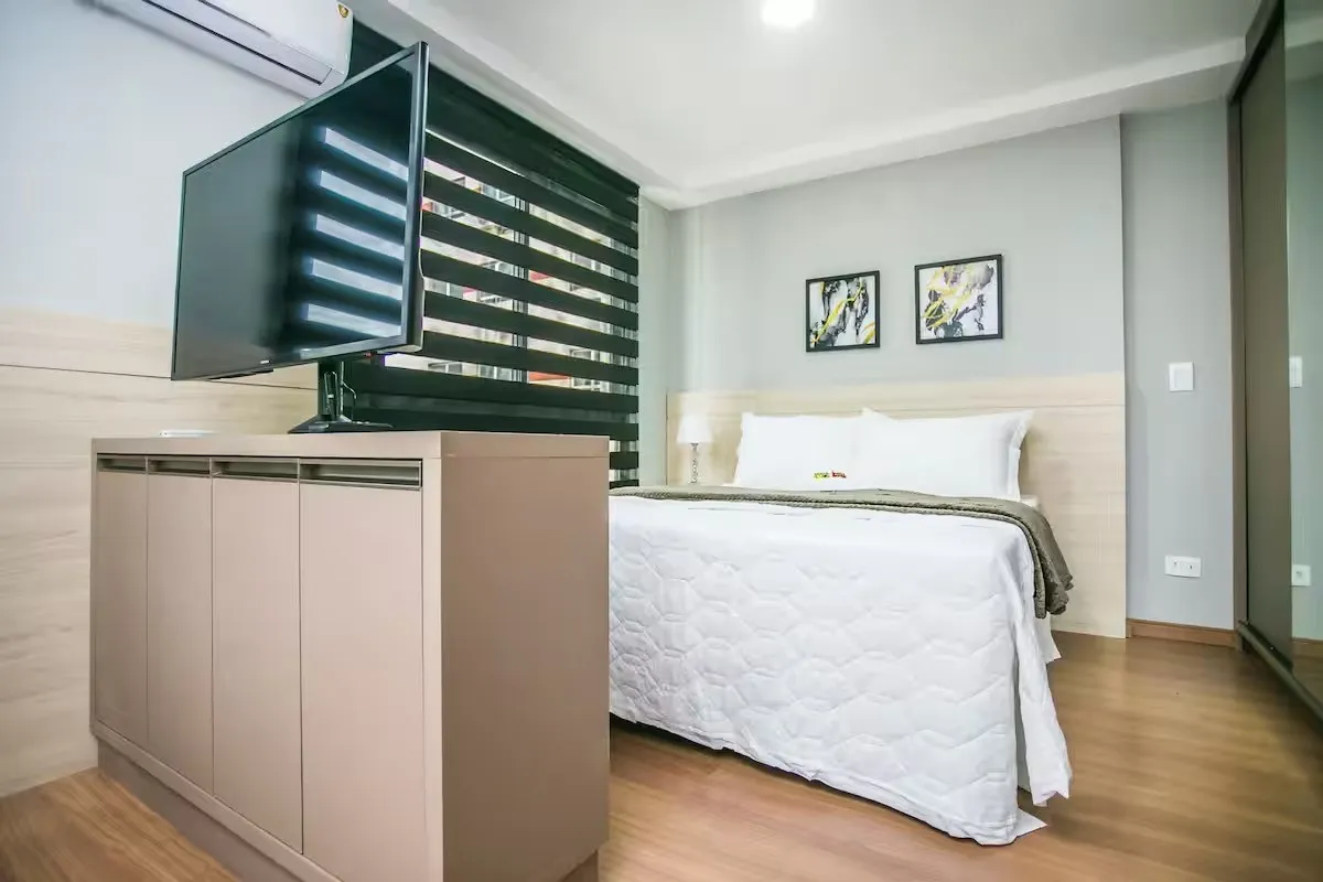 Studio de 28 m² com cozinha americana e sacada de vidro — photo 43