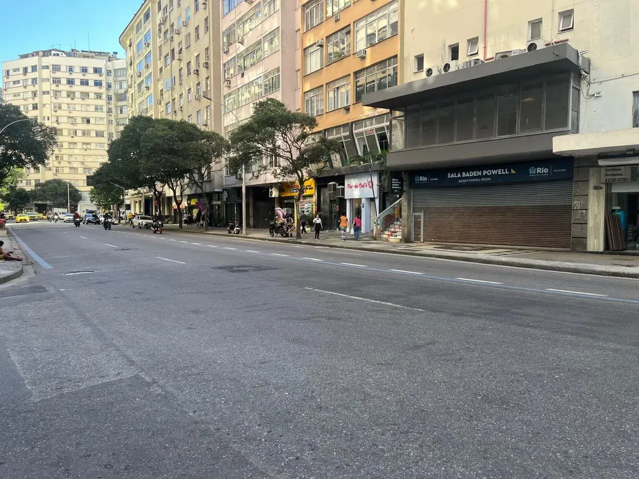 Apartamento com 2 quartos, 1 banheiro e ventiladores de teto — photo 19